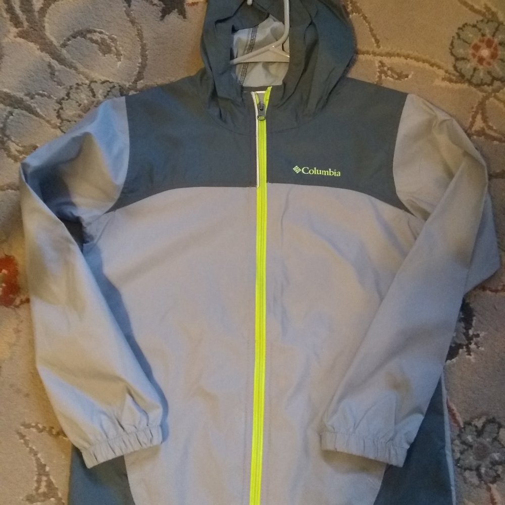 Columbia NEW gray hooded jacket size 10-12